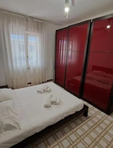 Casa Dante - Lido San Giovanni Gallpoli *